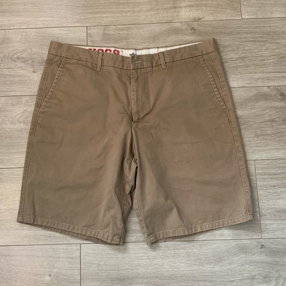 NWOT Dockers Arkansas Razorbacks Cargo Shorts